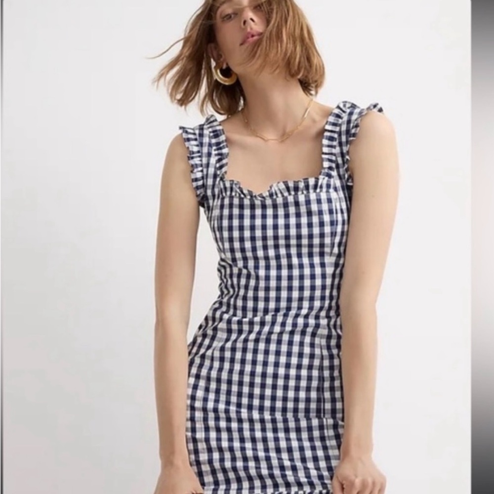 Unique and beautiful dress. I highly recommend to buy